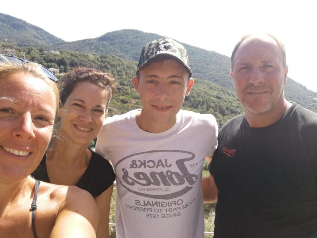 Cap Corse Uribellinu 2 Formule Petit Dejeuner Santa-Maria-di-Lota Eksteriør billede